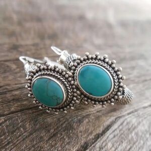 Elegant Turquoise Oval Silver Hoop Earrings Lightweight Vintage Style Jewelry